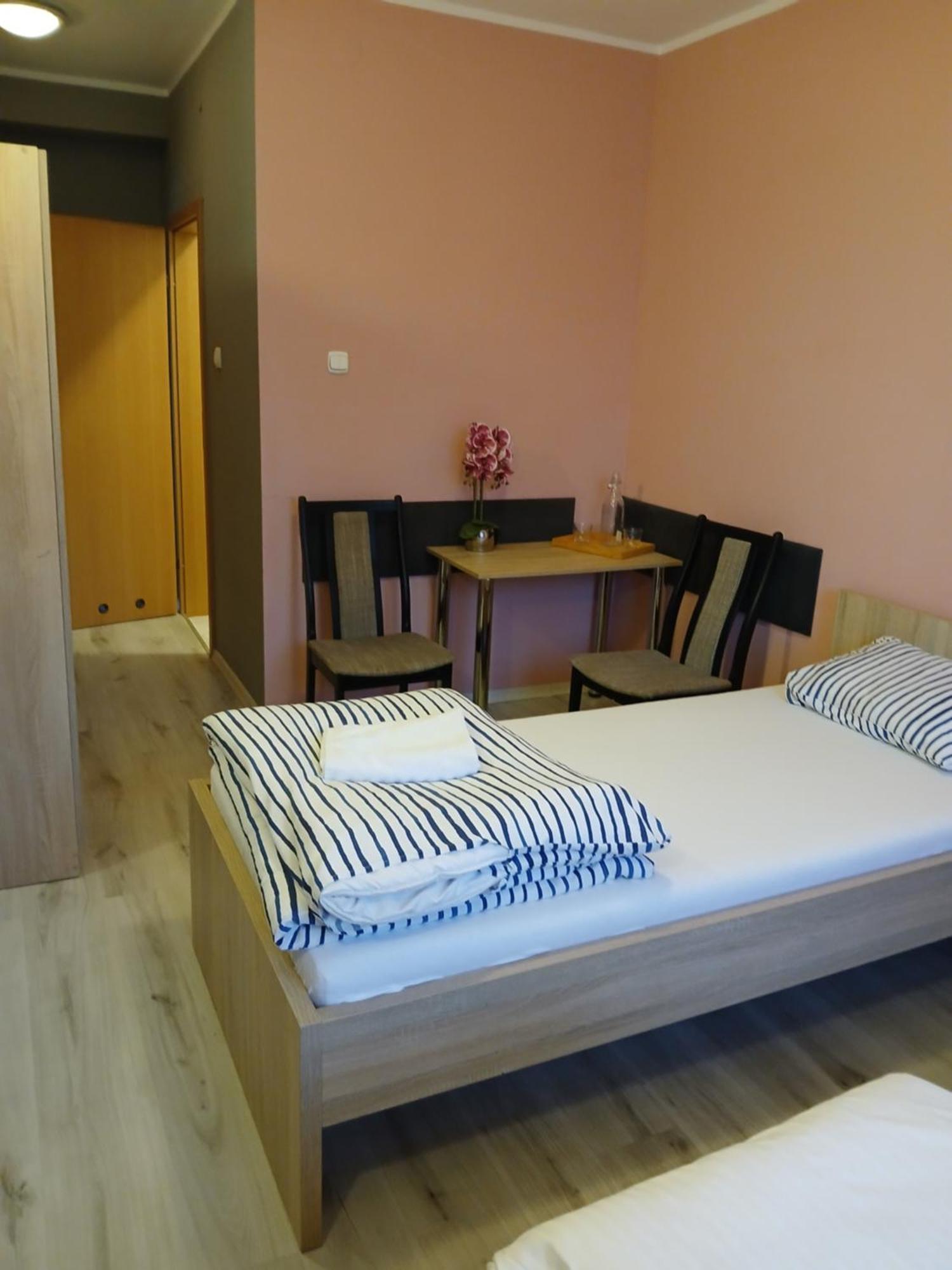 Dom Brama Mazur Bed & Breakfast Ostróda Eksteriør bilde