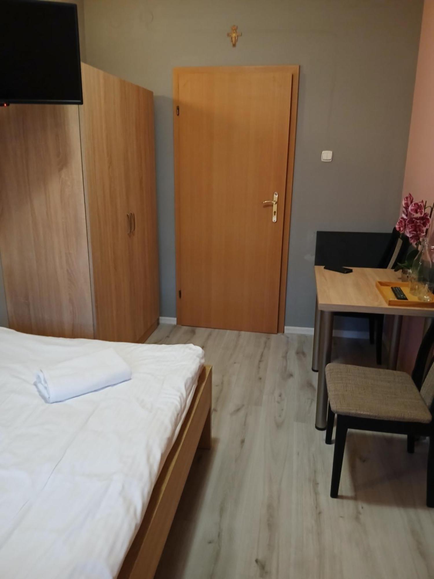 Dom Brama Mazur Bed & Breakfast Ostróda Eksteriør bilde
